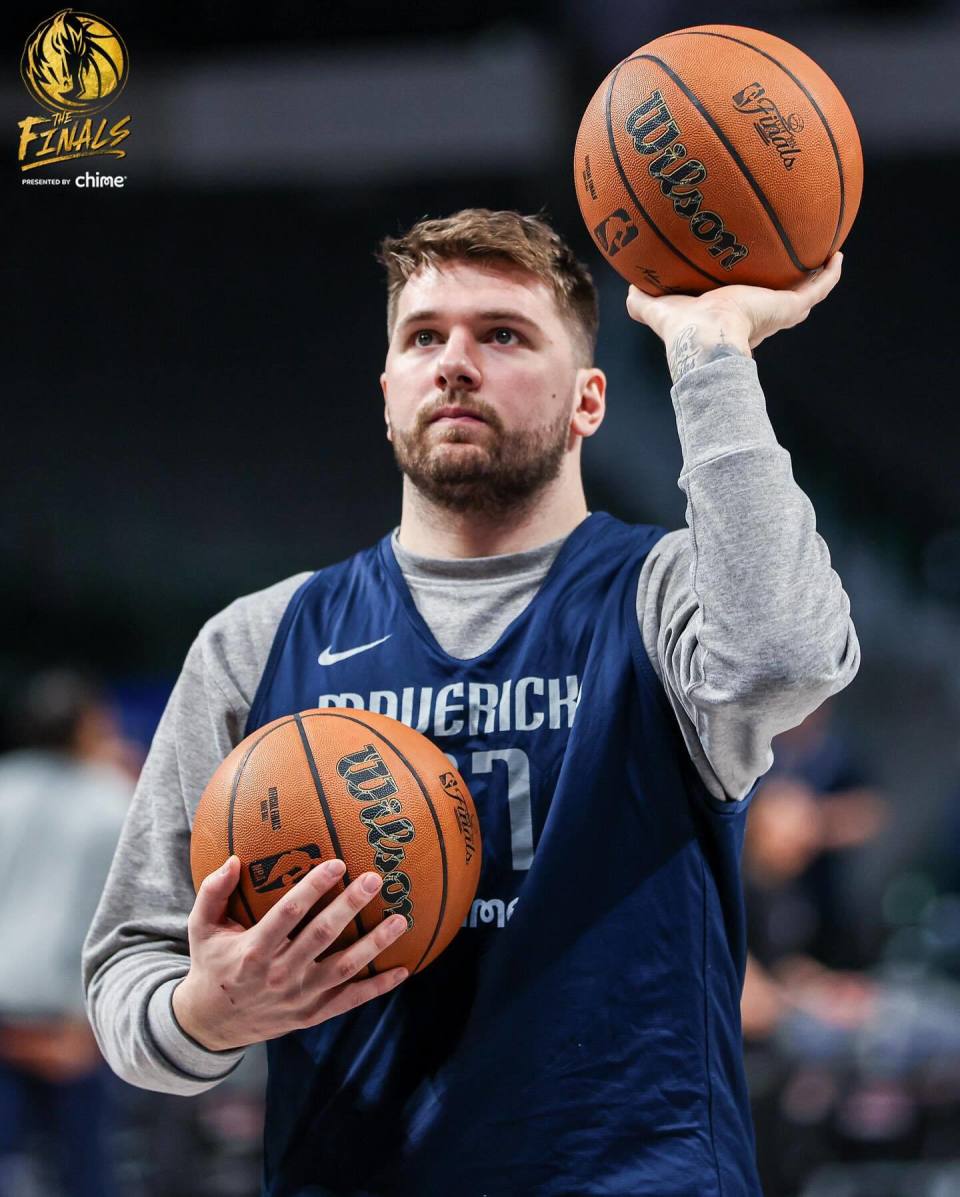 NBA明星球员在季前训练中积极备战新赛季
