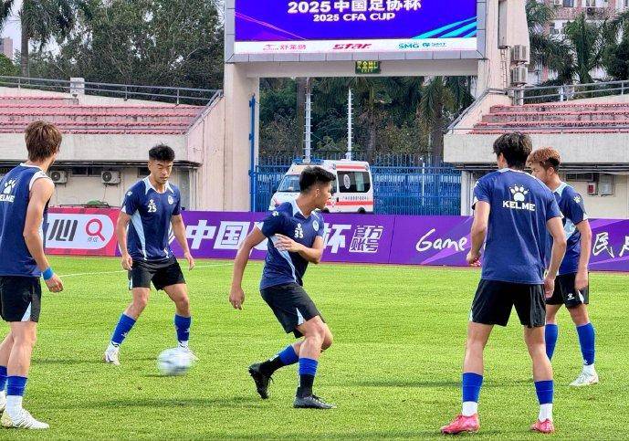关于球队客场连胜，士气如虹欲扩大胜势的信息