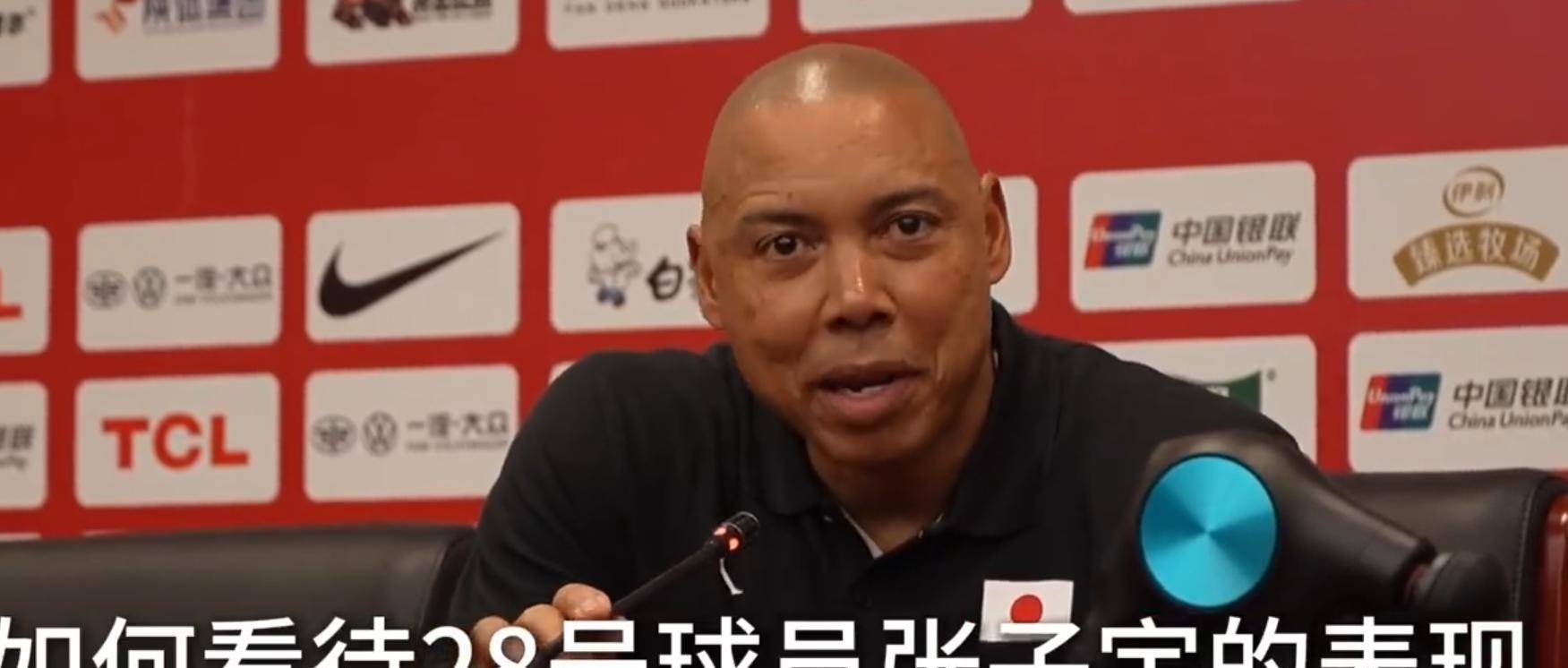 经典对决再度上演，赛场上火药味十足，胜利者将是谁？的简单介绍