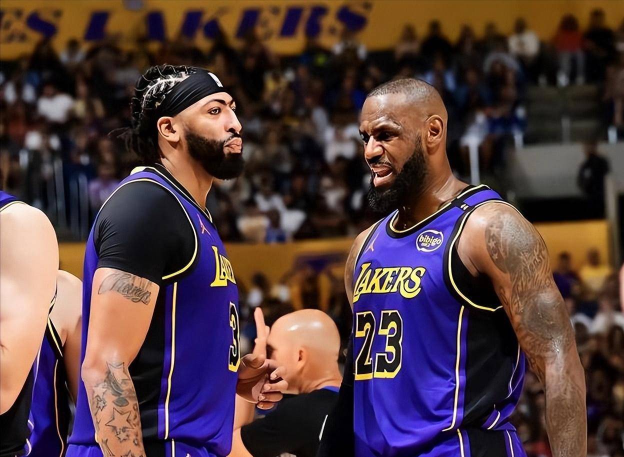 湖人主场大胜火箭，詹姆斯核心战士带领获胜