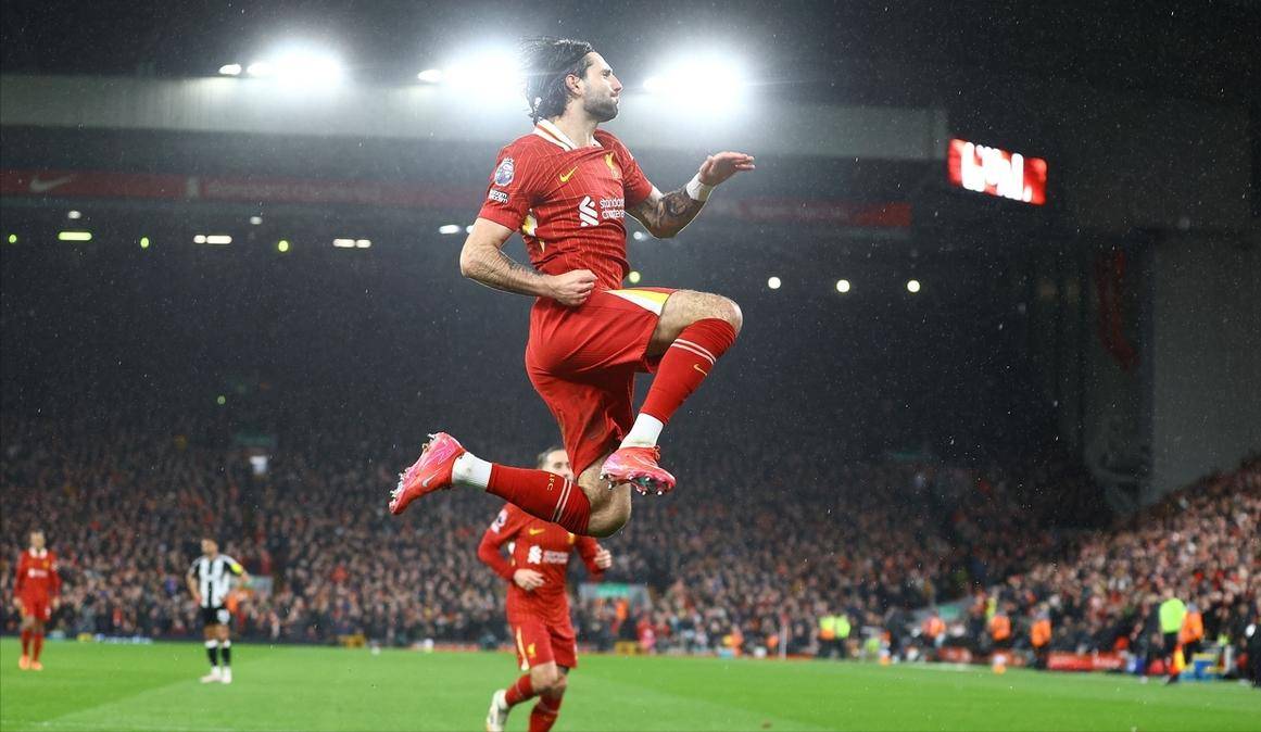 关于利物浦中场巨星缺阵，球队整体实力受损的信息