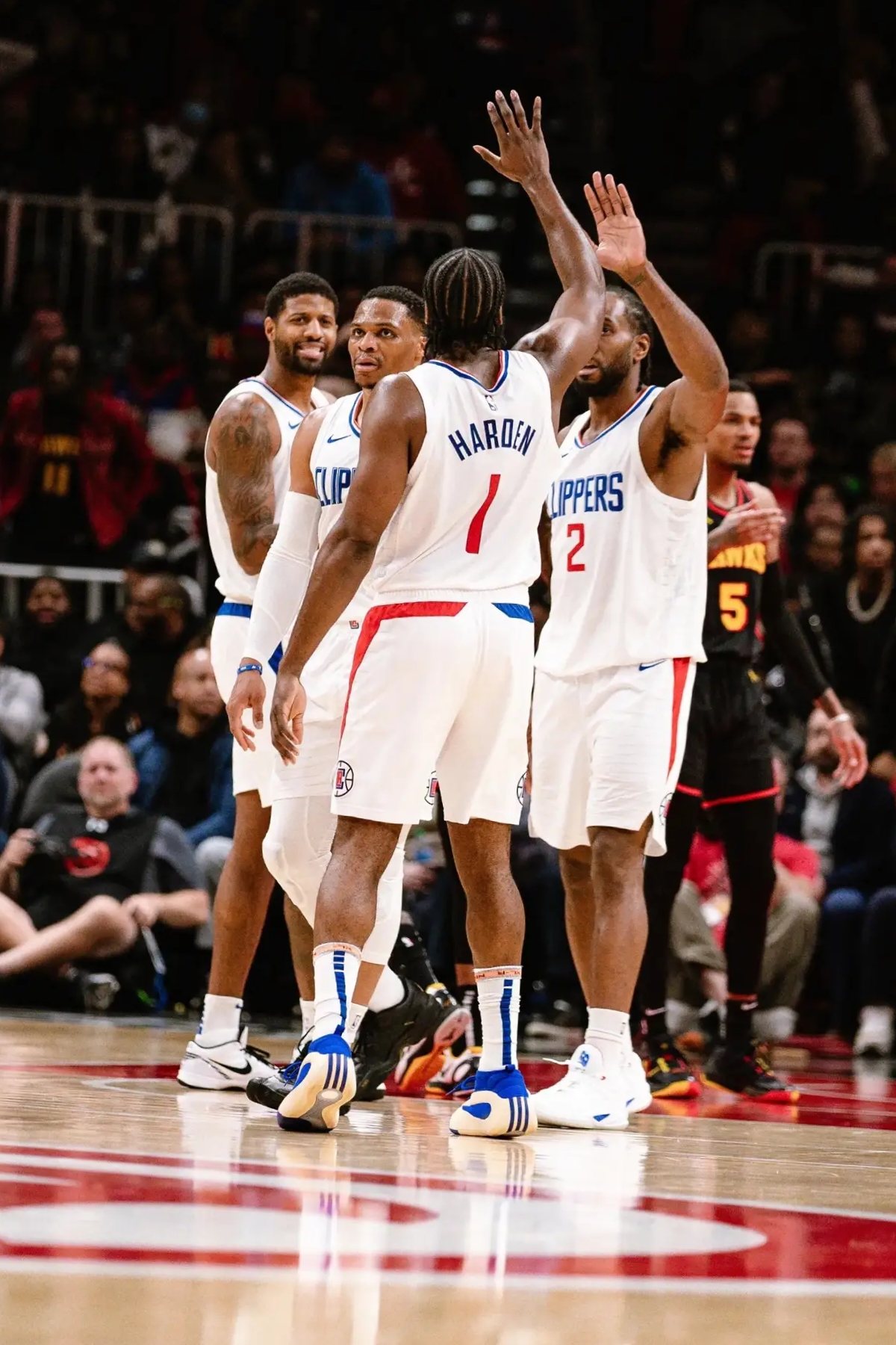 AG真人官网-关于快船主场胜鹈鹕，保罗乔治砍下27分的信息