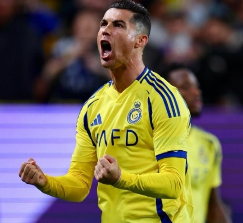 关于弗赖堡足球队摘得一场辉煌胜利的信息